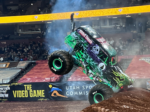 Krysten Anderson in Grave Digger