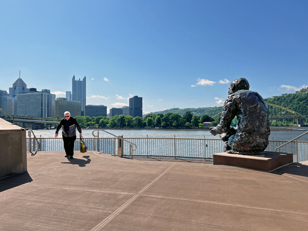 Lee Duquette and the Fred McFeely Rogers Monument in 2025