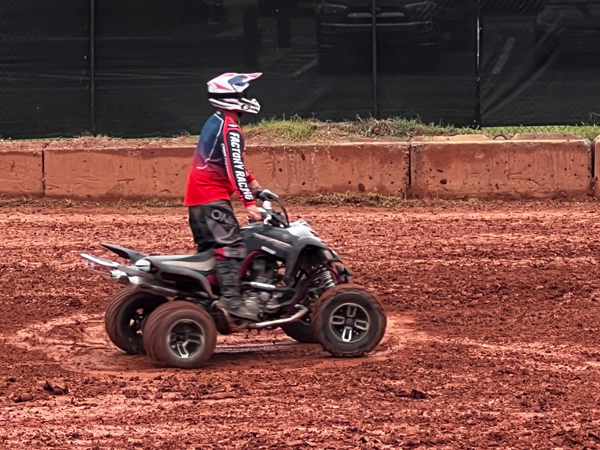 chirs the bad-mouthed 4-Wheeler