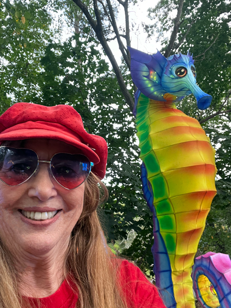 Karen Duquette and a sea horse