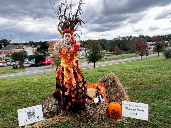 Dolce Lusso Salon and Spa scarecrow