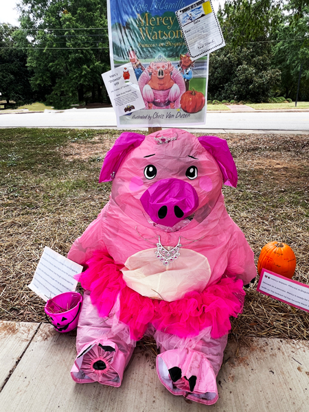 Mrs Frame's 2nd Grade Class scarecrow