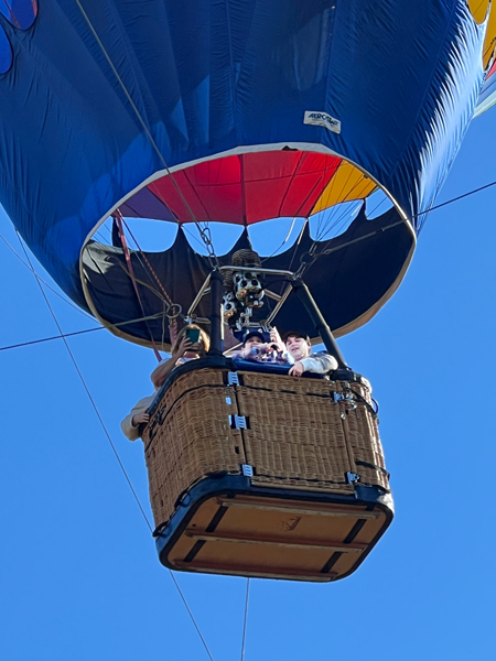 Kristen and Rachel in the hot air balloon