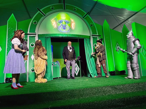 The Wizard of OZ enters