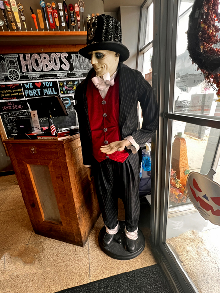 inside Hobo's