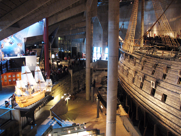 model of the Vasa ship and the real Vasa ship