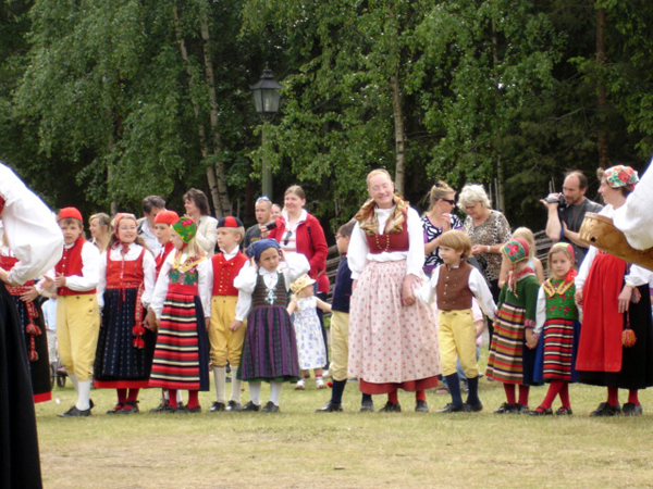 Swedish folk festival parade