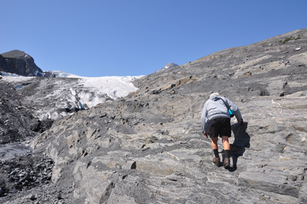 Lee climbs up towards Worthington Glacier