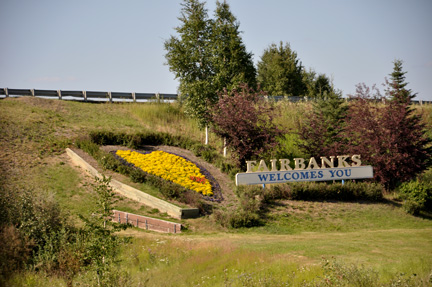 sign - Fairbanks welcomes you
