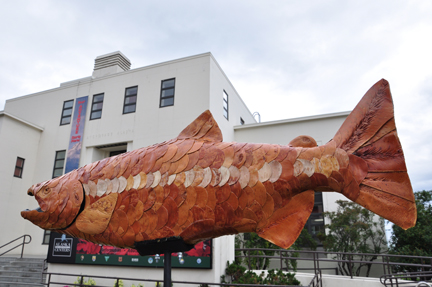 salmon statue