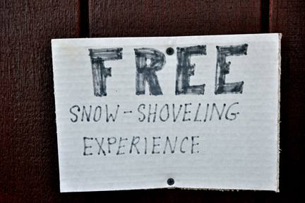 sign: free snow shoveling experience