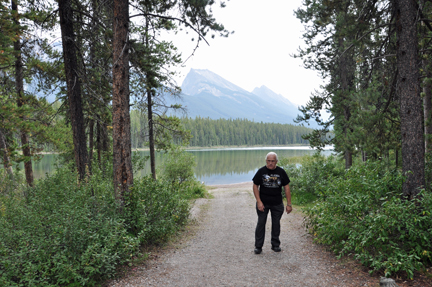 Lee Duquette on the pathway to Honeymoon Lake