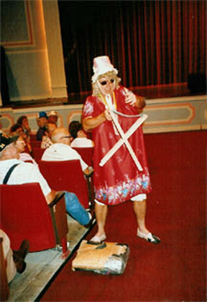 comedy show in Dollywood