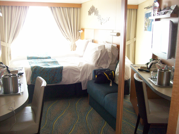bedroom on the ship