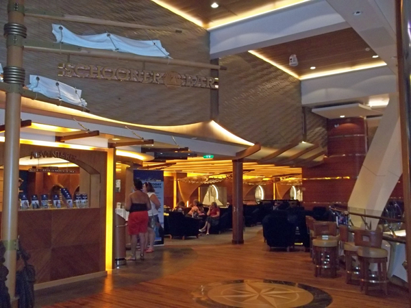 lounge on Oasis of the Seas