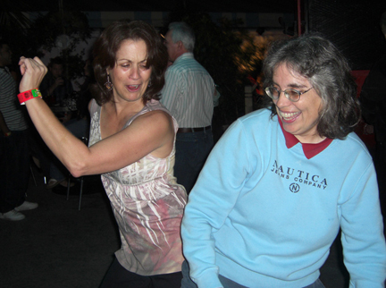 Lorie and Jeannie get down on the dance floor