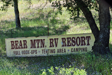 sign - Bear Mtn RV Resort