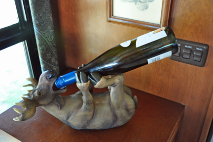Moosie Poo - wine bottle holder