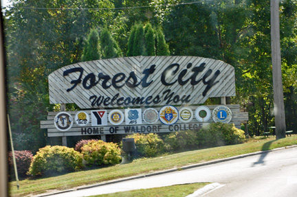 sign - Forest City Welcomes You