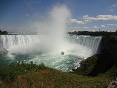 The Maid of the Mist at the Horseshoe Falls