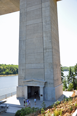 entrance to the Penobscot Narrows Observatory