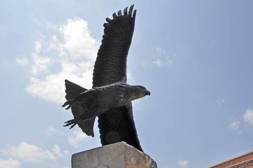 Hang Gliding Too sculpture - an eagle