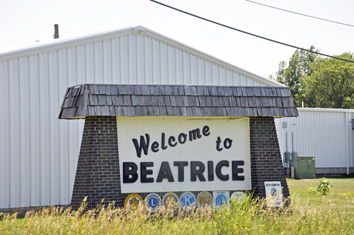 Welcome to Beatice Nebraska sign