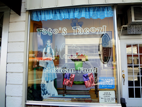 Toto's Taco's Restaurant