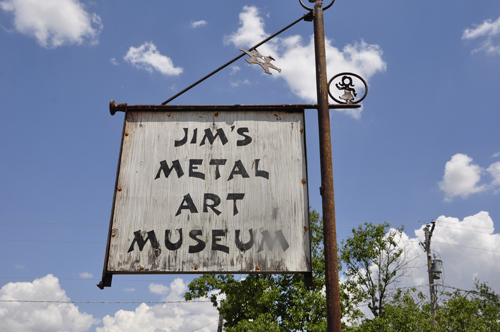 sign: Jim's Metal Art Museum