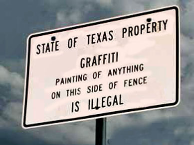 Texas sign outside the gate of Cadillac Ranch