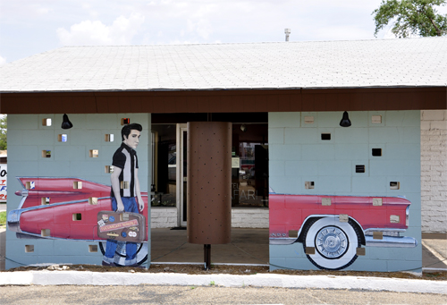 Elvis and Cadillac mural on Route 66