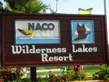 sign: NACO Wilderness Lakes Resort
