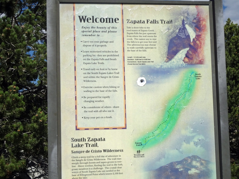 sign: welcome to Zapata Falls