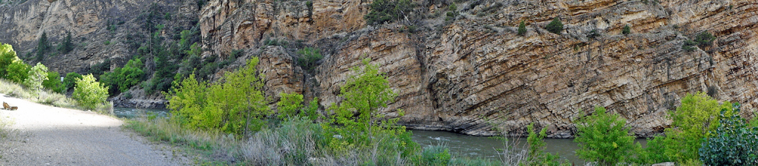panorama of the Glenwood Canyon trail 