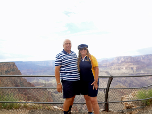 the two RV Gypsies at Lipan Point in th Grand Canyon