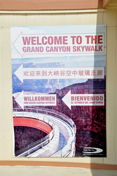 sign: Welcome to the Grand Canyon Skywalk