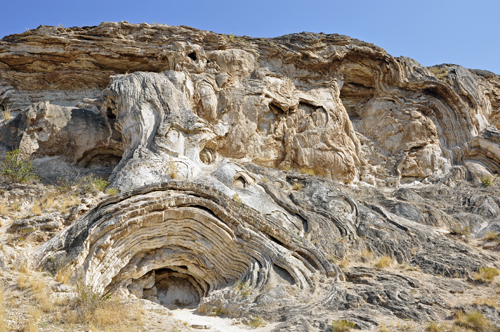the natural designs in the cliffs by White Sulphur Spring.