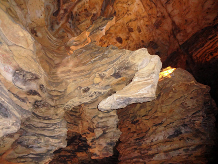 the other side of the cool formation in the Mark Twain Cave