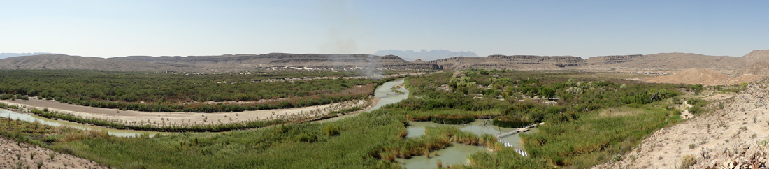 more dramatic views of the Rio Grande River and the wildfire.