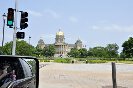 the Iowa State Capitol building