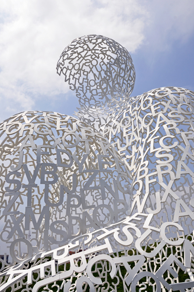 Nomade, 2007 by Jaume Plensa