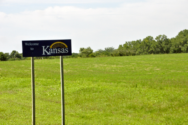 welcome to Kansas sign