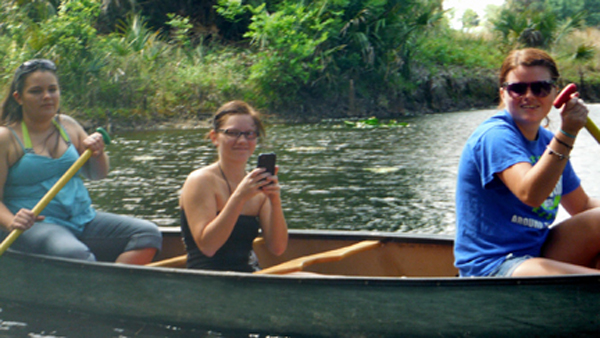 Kristen, Brittny and Shelby in their canoe