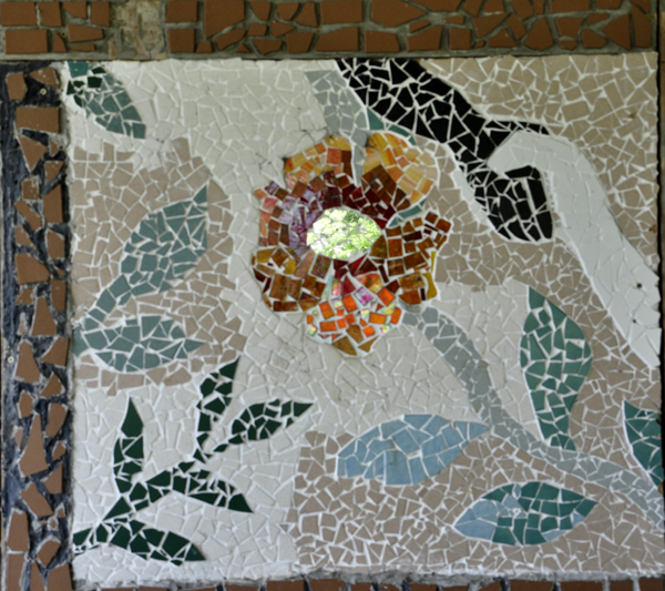 a flower mosaic in Old Town, Berea, KY