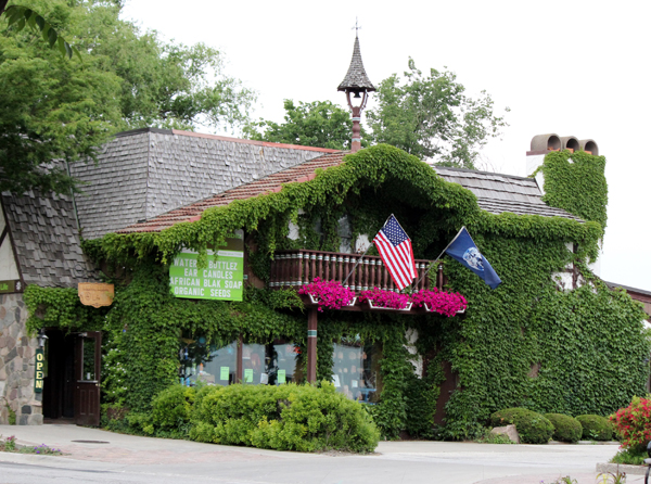 store at Frankenmuth