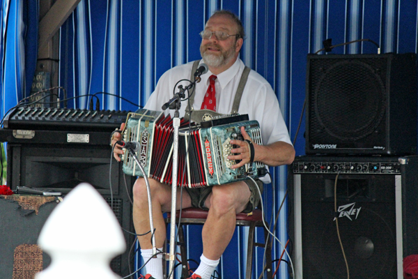 German Singer and Accordian player in Frankenmuth