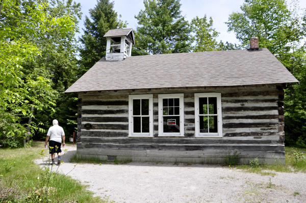 Lee Duquette and The Old Bailey Schoolhouse