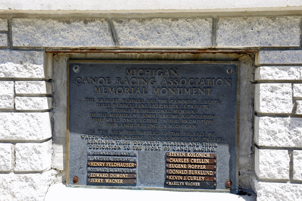 plaque at the The Canoer's Monument