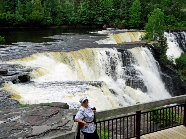 Karen Duquette at panorama of Kakabeka Falls as seen from the bridge