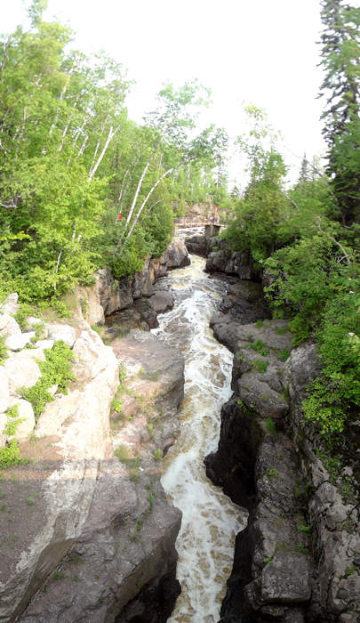 the two RV Gypsies' first look at the Temperance River